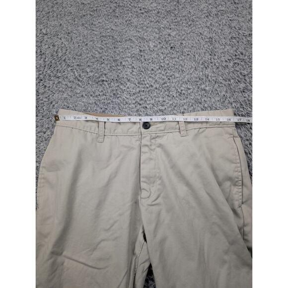 Gap Pants Mens 32X32 Beige Khakis Straight Fit Classiccore Casual Preppy Work - Picture 6 of 10